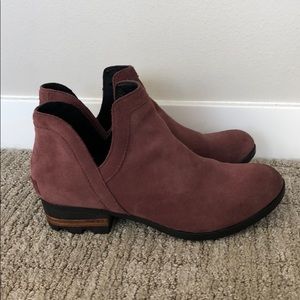 Sorel Lolla II Cutout Bootie